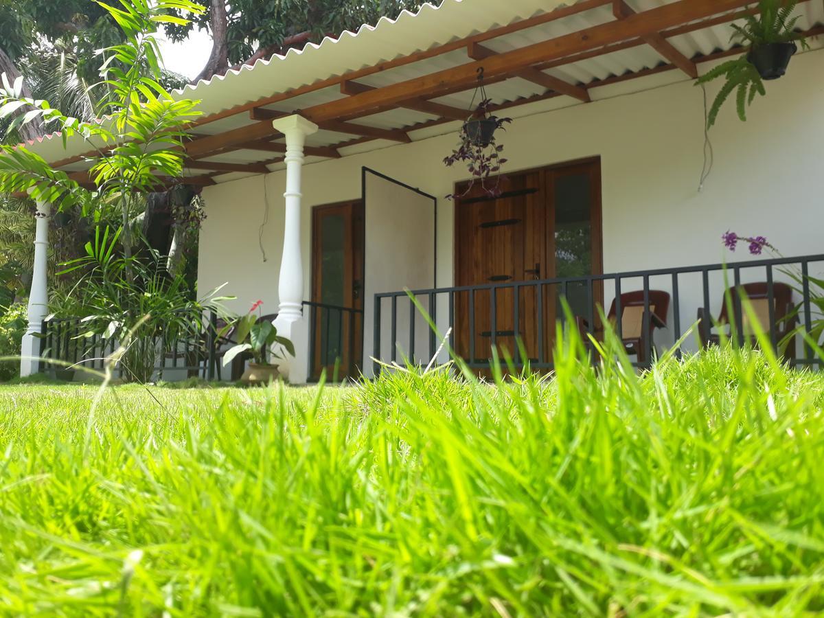 Akila Holiday Resort Habarana Exterior foto