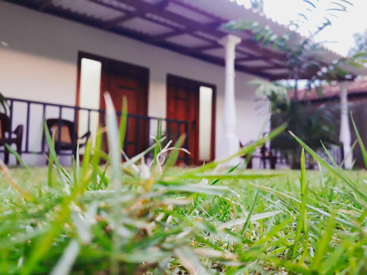 Akila Holiday Resort Habarana Exterior foto